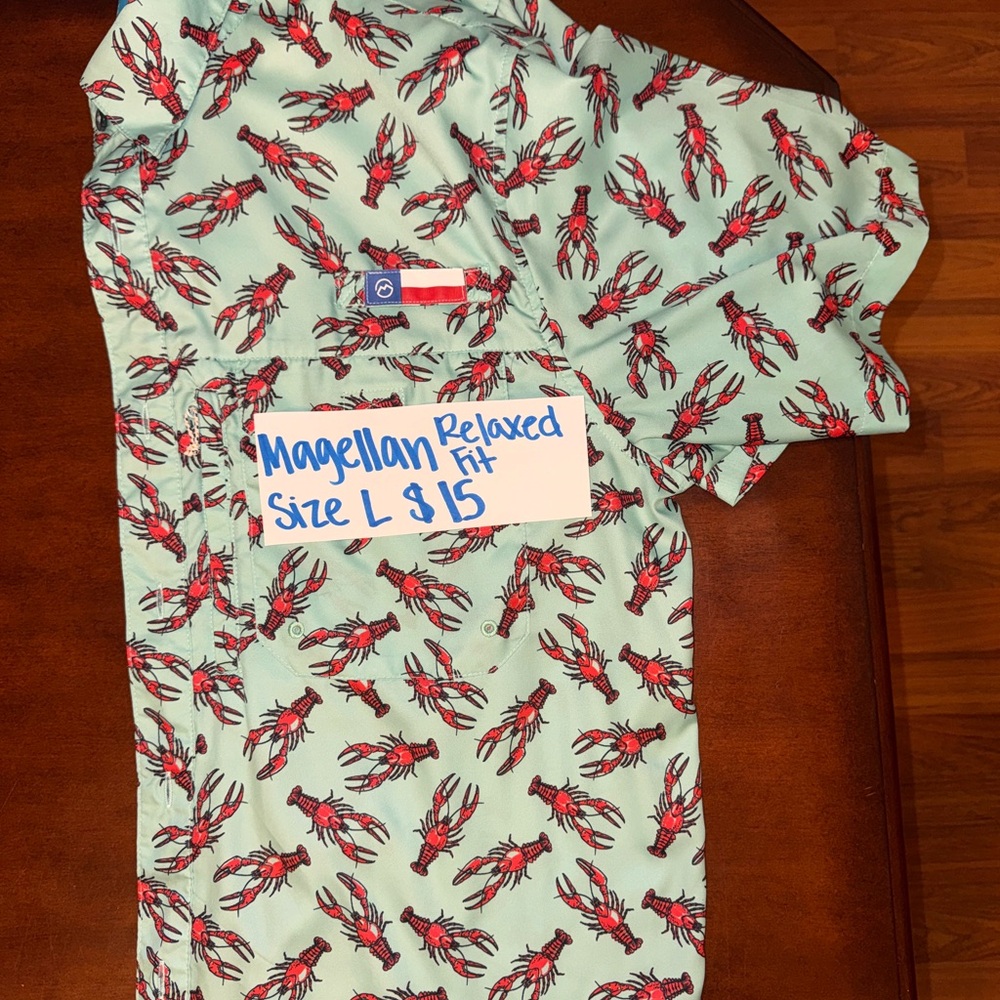 Magellan Outdoors Men's Shirt - Light Blue with Red Crawfish Design